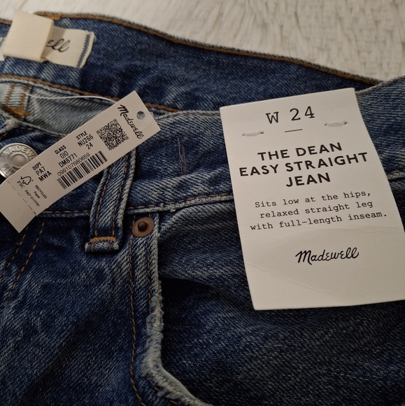 Madewell The Dean Easy Straight Jean - Picture 5 of 8